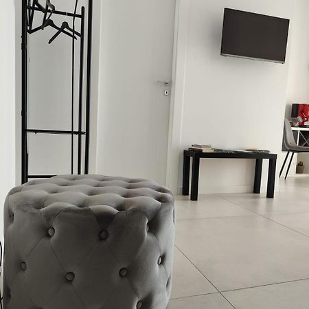 Bed and Breakfast Oasi Al Centro Con Parcheggio Salerno Zewnętrze zdjęcie