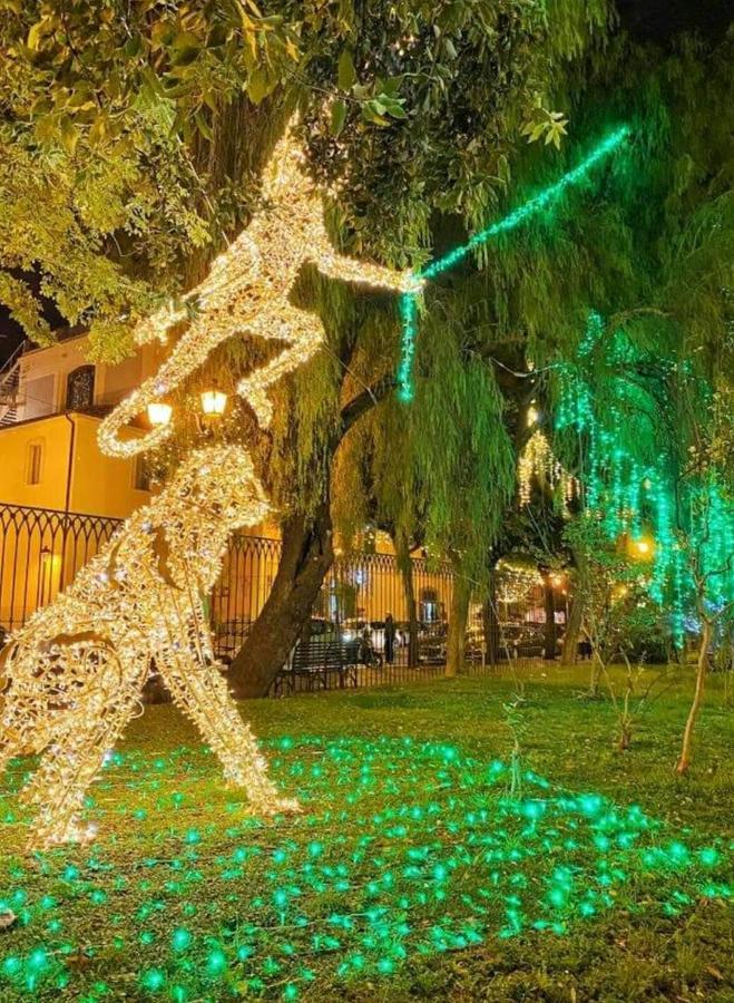Bed and Breakfast Oasi Al Centro Con Parcheggio Salerno Zewnętrze zdjęcie
