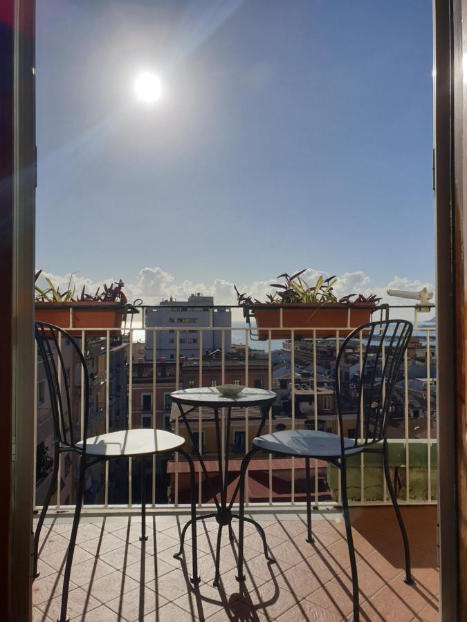 Bed and Breakfast Oasi Al Centro Con Parcheggio Salerno Zewnętrze zdjęcie
