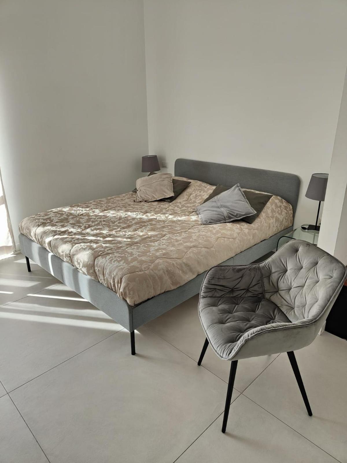 Bed and Breakfast Oasi Al Centro Con Parcheggio Salerno Zewnętrze zdjęcie