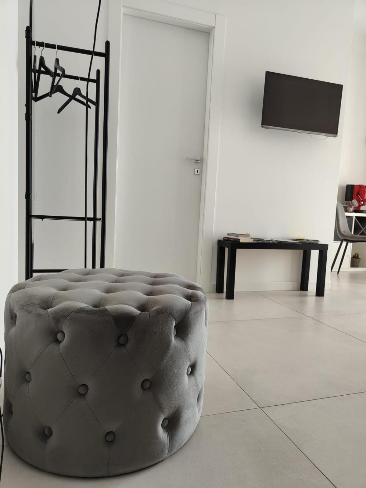 Bed and Breakfast Oasi Al Centro Con Parcheggio Salerno Zewnętrze zdjęcie